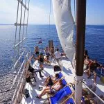Brodjedrenjakprovidnostturisti o
