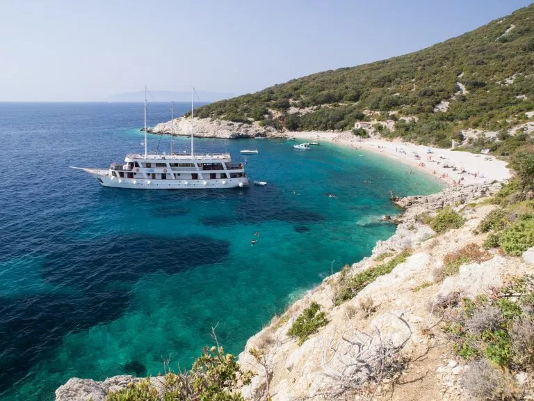 Cres lubenice beach