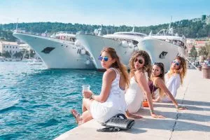 Meet and greet split